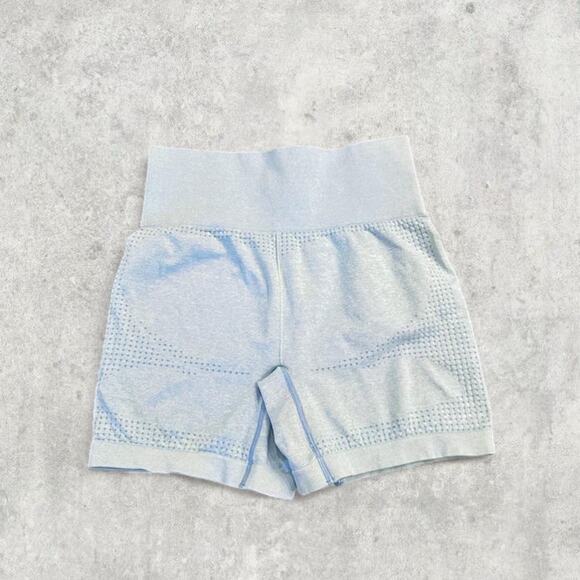 Light blue seamless shorts activewear - Picture 3 of 4